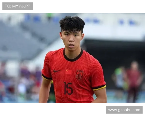 王钰栋改穿11号高迪重披9号